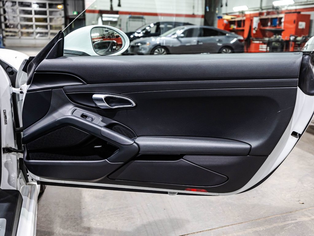 Porsche 718 Cayman 718 CAYMAN 2020 à Lachenaie, Québec - 13 - w1024h768px