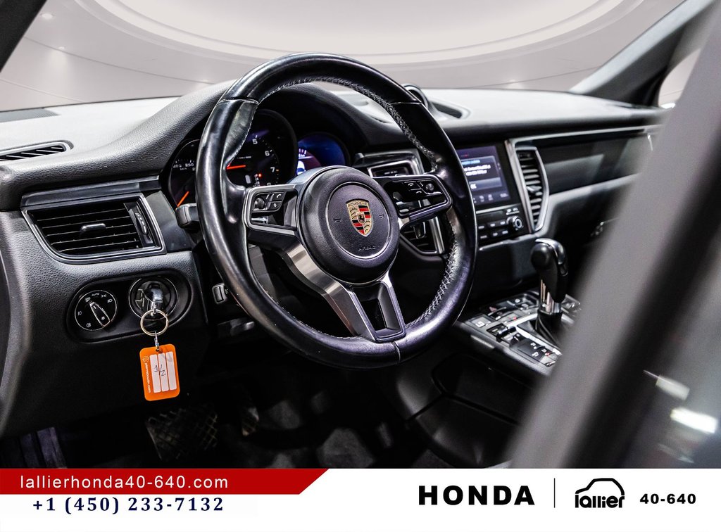 Porsche Macan AWD 2017 à Montréal, Québec - 20 - w1024h768px