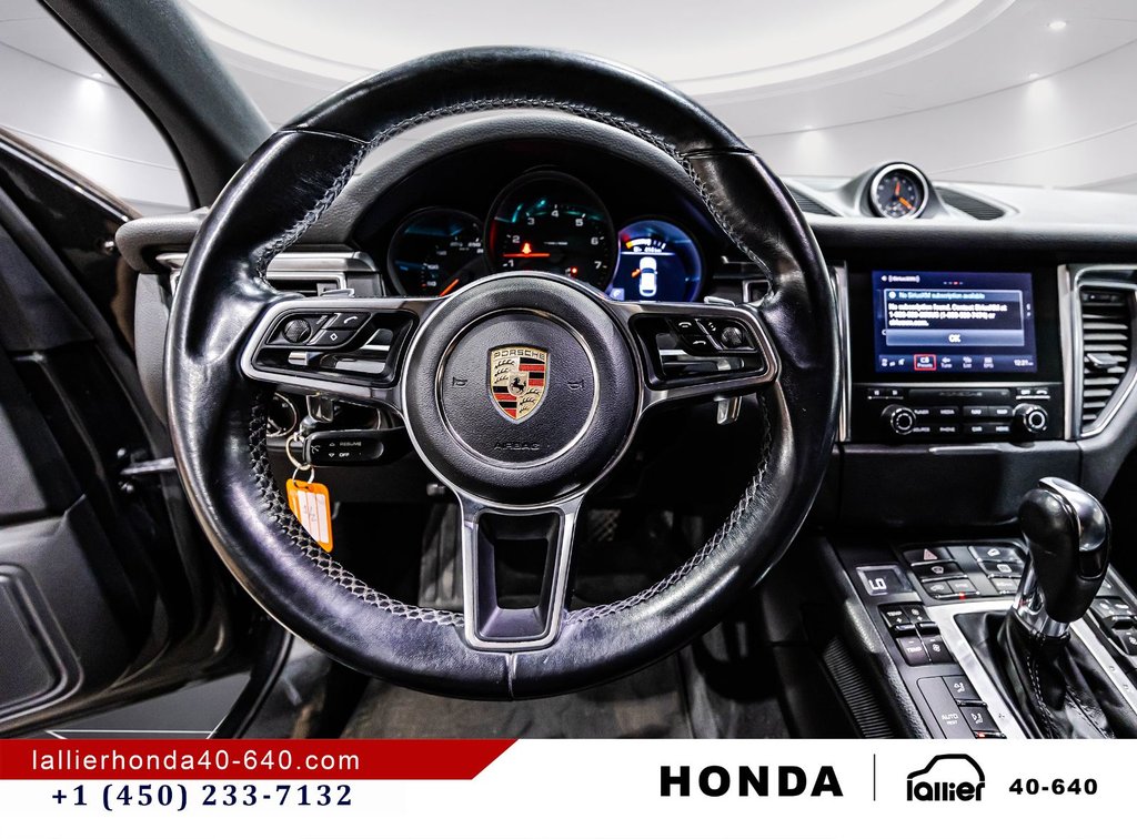 Porsche Macan AWD 2017 à Montréal, Québec - 22 - w1024h768px