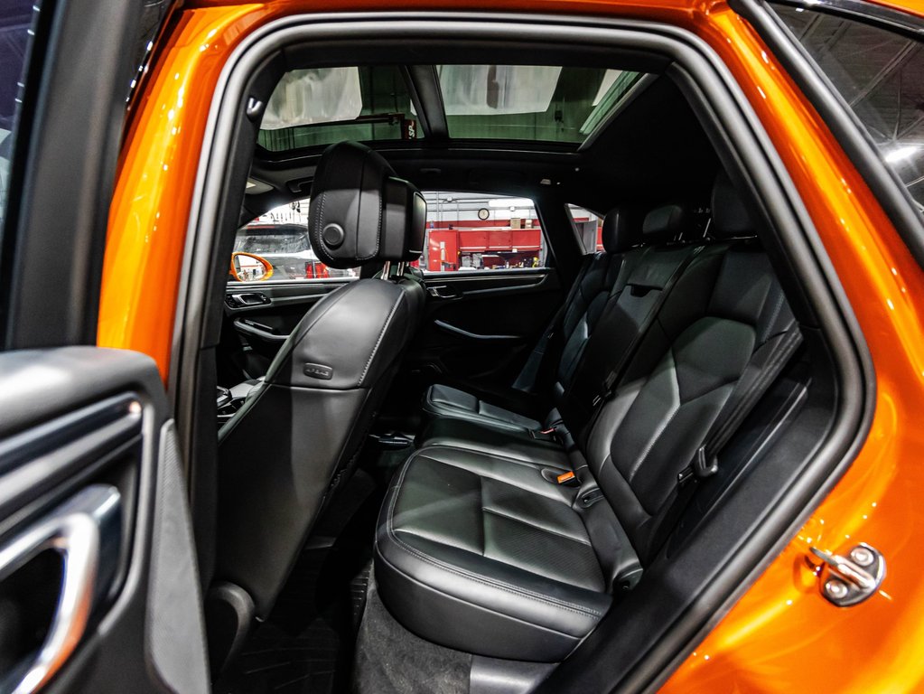2023 Porsche Macan in Lachenaie, Quebec - 13 - w1024h768px