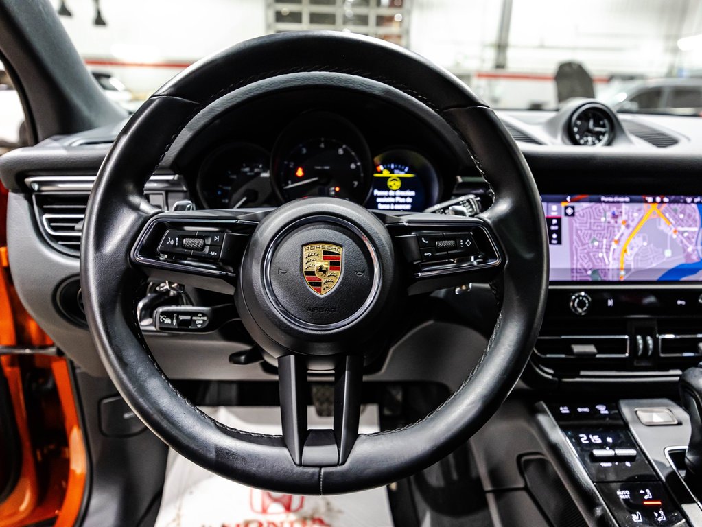 2023 Porsche Macan in Lachenaie, Quebec - 24 - w1024h768px