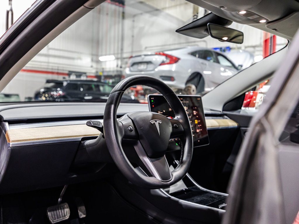 Tesla MODEL 3 Standard plus 2019 à , Québec - 20 - w1024h768px