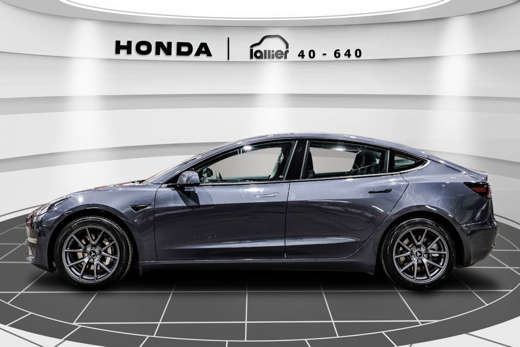 MODEL 3  2023 à Montréal, Québec - 4 - w1024h768px