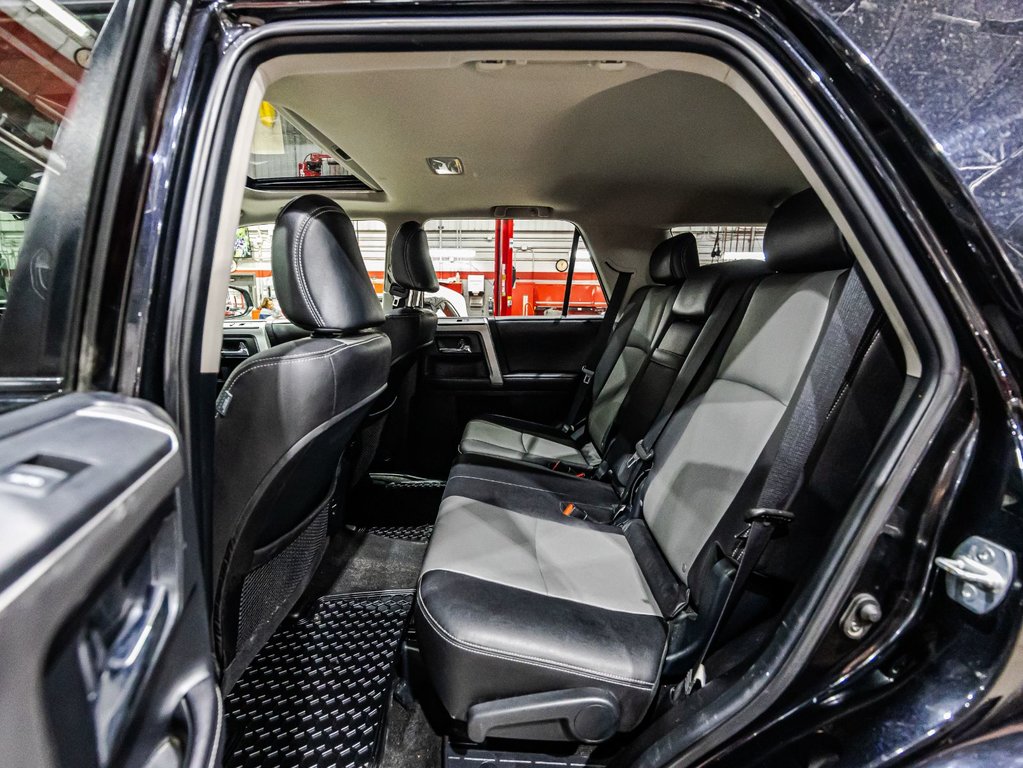 2016 Toyota 4Runner SR5 in , Quebec - 13 - w1024h768px