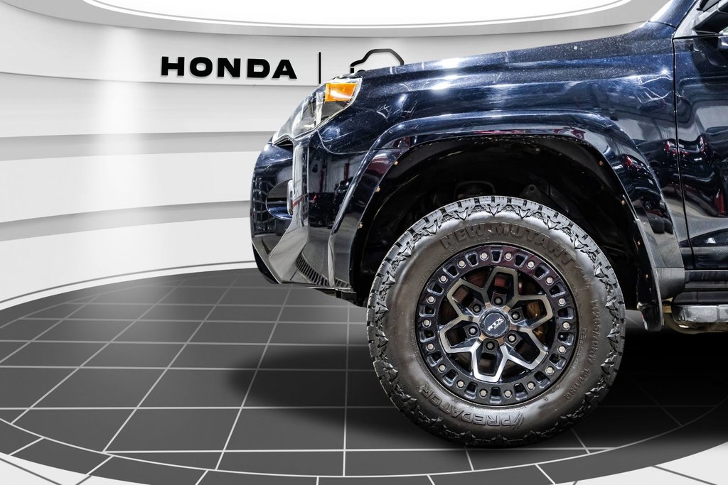 2016 Toyota 4Runner SR5 in , Quebec - 10 - w1024h768px