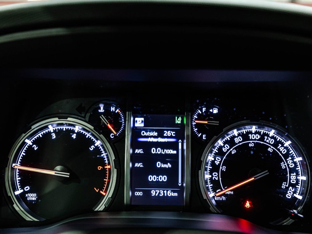 2020 Toyota 4Runner Limited in Lachenaie, Quebec - 23 - w1024h768px