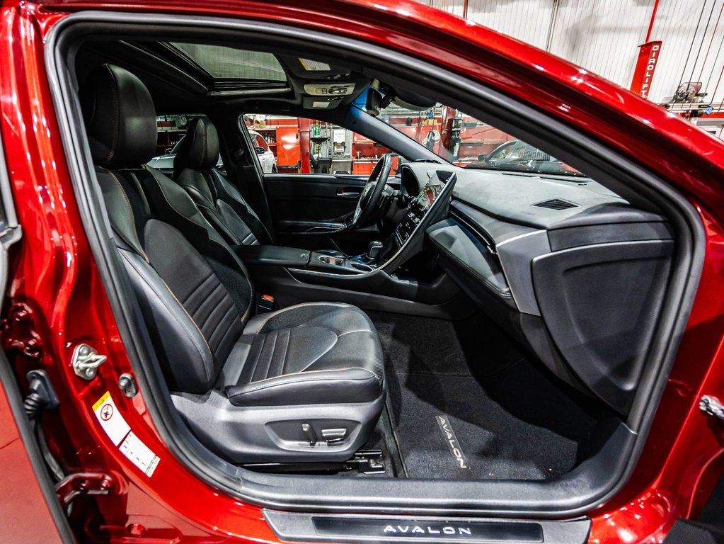 2019 Toyota Avalon XSE in Lachenaie, Quebec - 18 - w1024h768px
