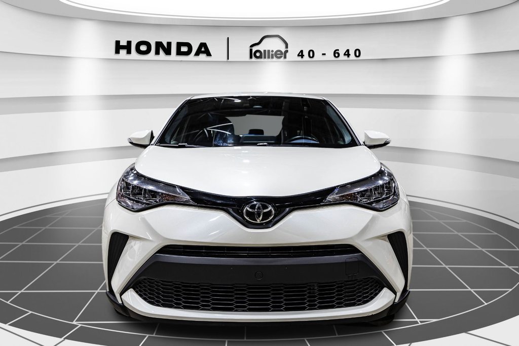 Toyota C-HR XLE 2021 à Montréal, Québec - 2 - w1024h768px