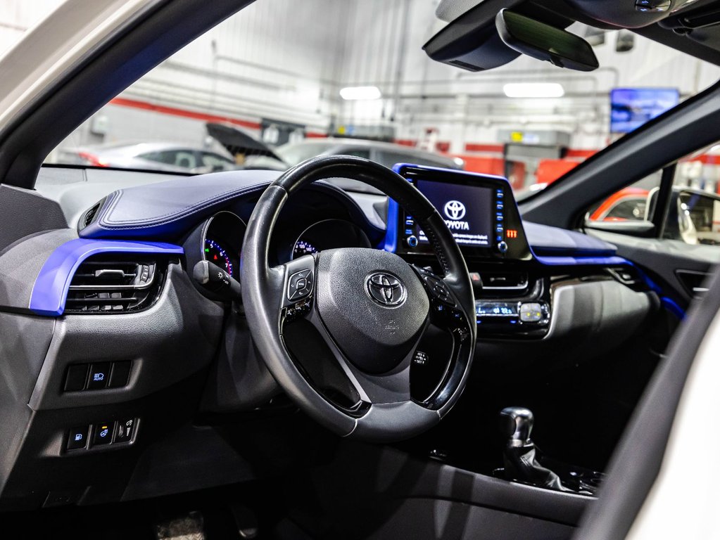 Toyota C-HR XLE 2021 à Montréal, Québec - 19 - w1024h768px