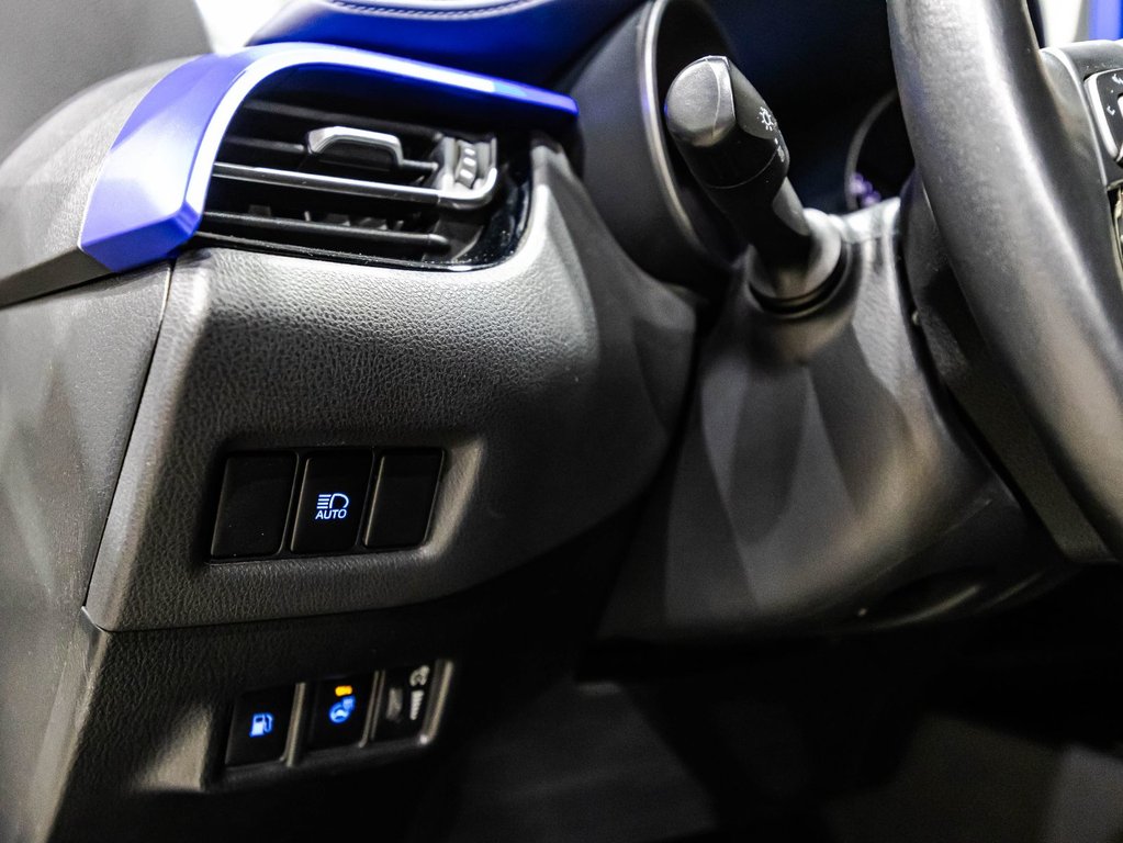 Toyota C-HR XLE 2021 à Montréal, Québec - 20 - w1024h768px