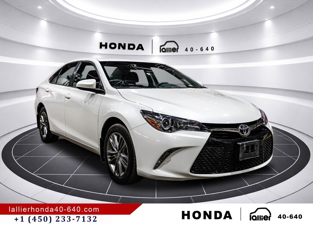 2017 Toyota Camry in Montréal, Quebec - 9 - w1024h768px