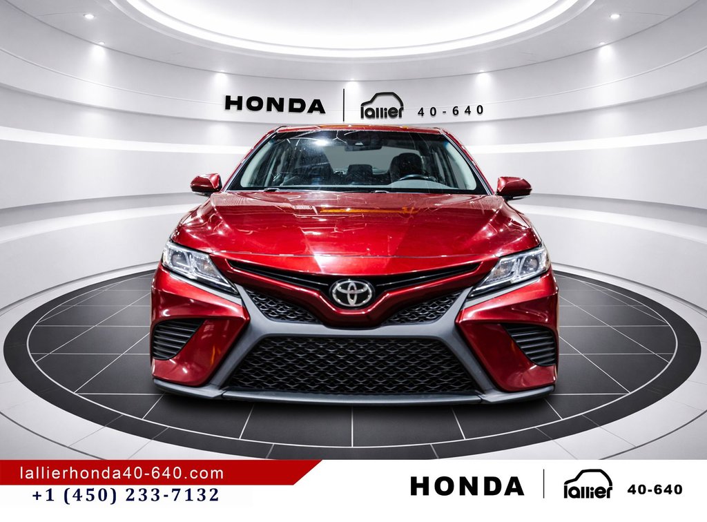 Toyota Camry SE 2018 à Montréal, Québec - 2 - w1024h768px