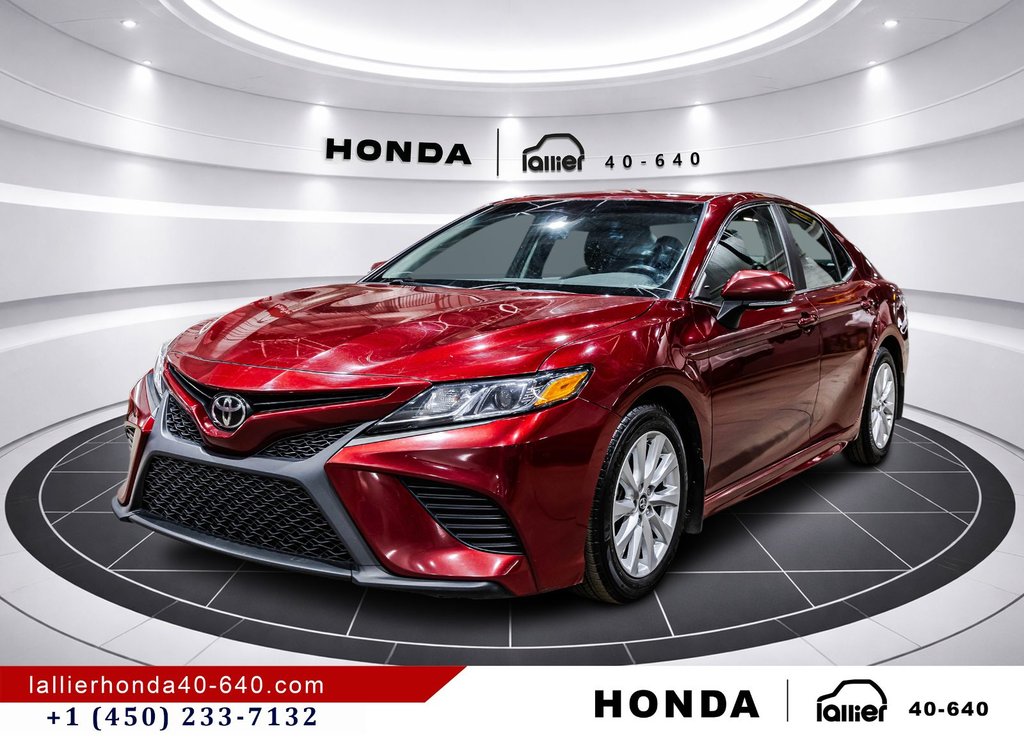Toyota Camry SE 2018 à Montréal, Québec - 3 - w1024h768px