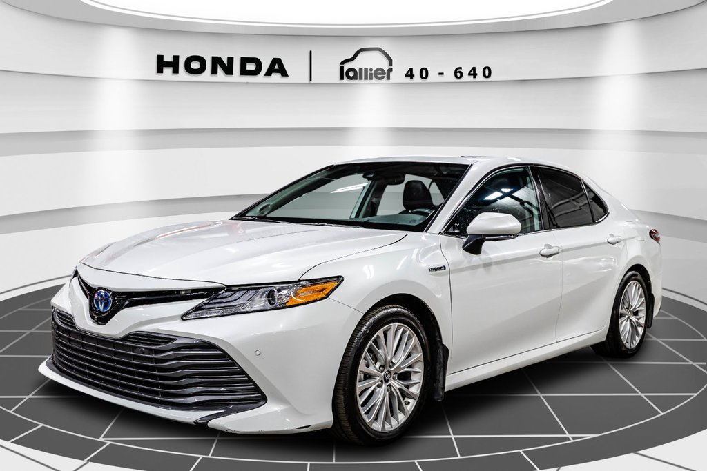 2019  Camry XLE HYBRID in , Quebec - 3 - w1024h768px