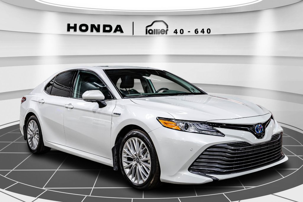 2019  Camry XLE HYBRID in , Quebec - 9 - w1024h768px