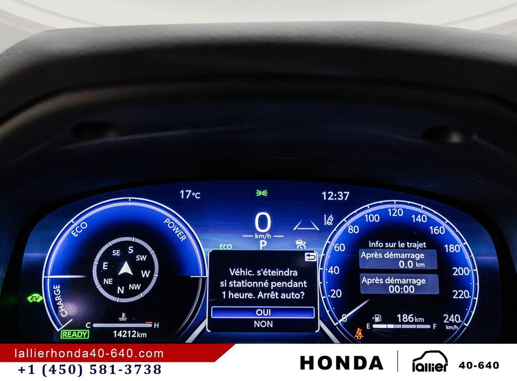 Toyota Camry Hybrid XLE AWD 2025 à Lachenaie, Québec - 23 - w1024h768px