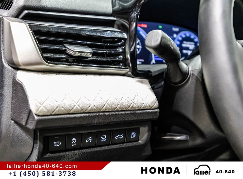 Toyota Camry Hybrid XLE AWD 2025 à Lachenaie, Québec - 21 - w1024h768px
