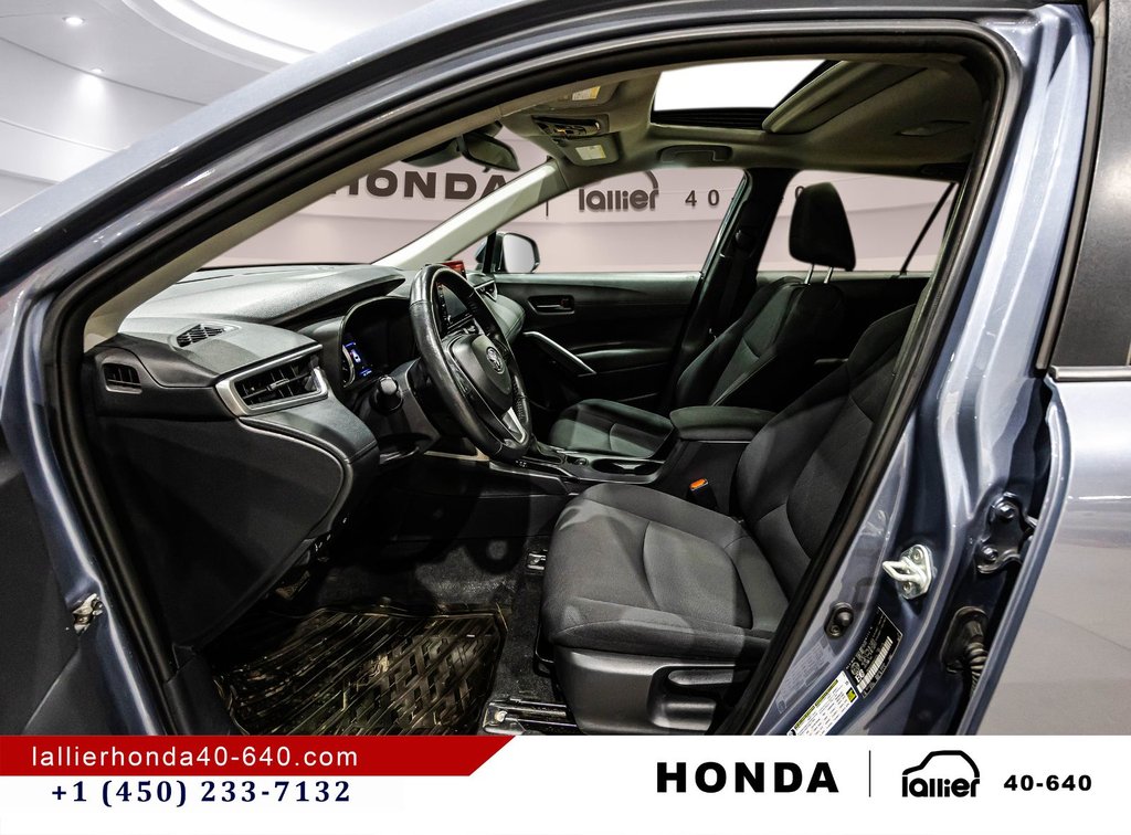 2022 Toyota Corolla Cross LE/AWD/UN PROPRIÉTAIRE/JAMAIS ACCIDENTÉ in Montréal, Quebec - 19 - w1024h768px