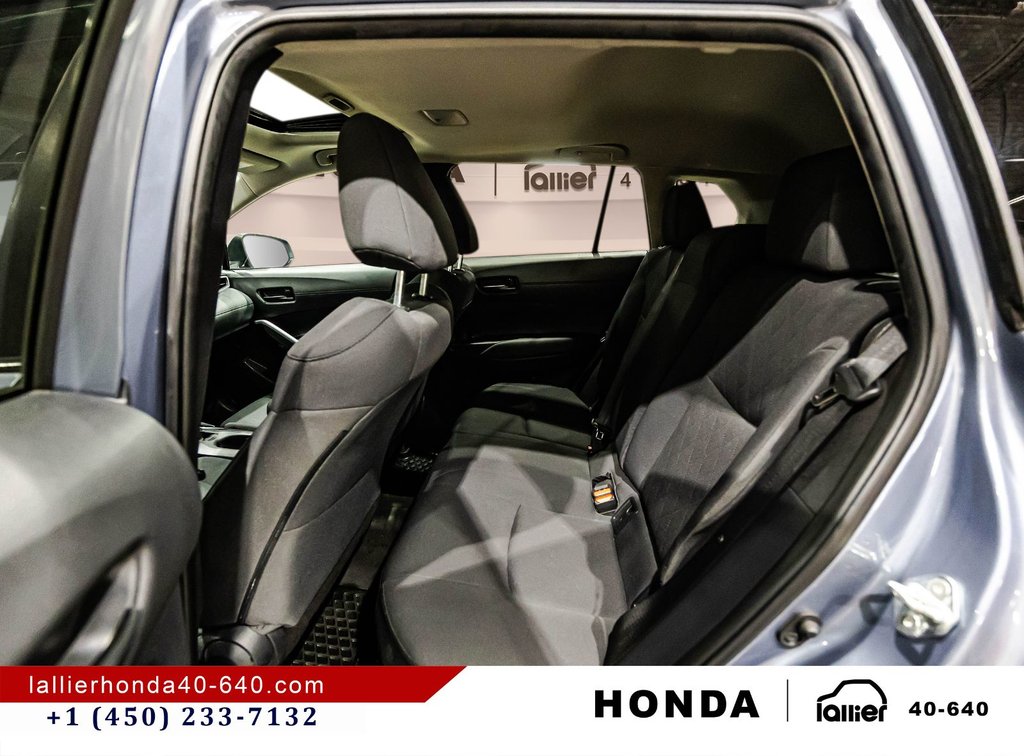 2022 Toyota Corolla Cross LE/AWD/UN PROPRIÉTAIRE/JAMAIS ACCIDENTÉ in Montréal, Quebec - 13 - w1024h768px