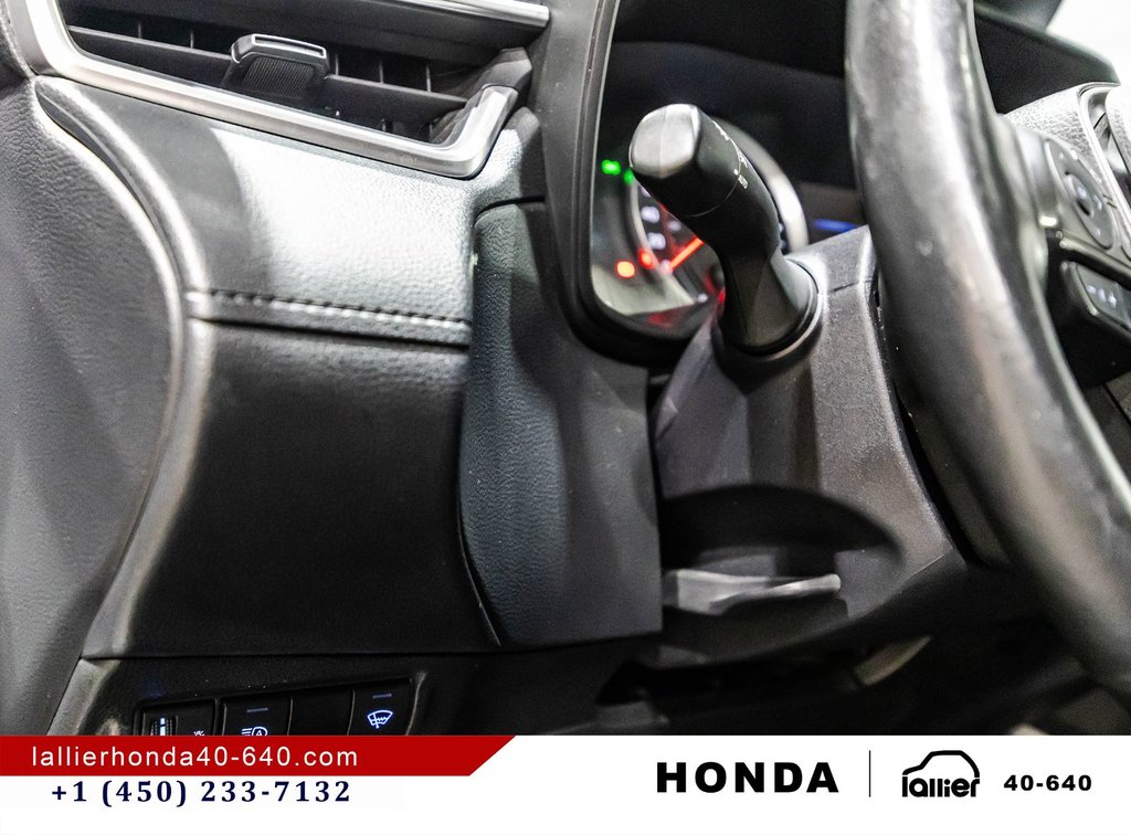 2022 Toyota Corolla Cross LE/AWD/UN PROPRIÉTAIRE/JAMAIS ACCIDENTÉ in Montréal, Quebec - 21 - w1024h768px