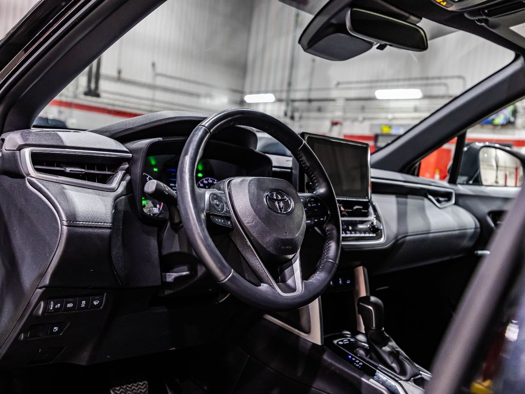 Toyota Corolla Cross AWD HYBRID SE 2023 à Montréal, Québec - 19 - w1024h768px