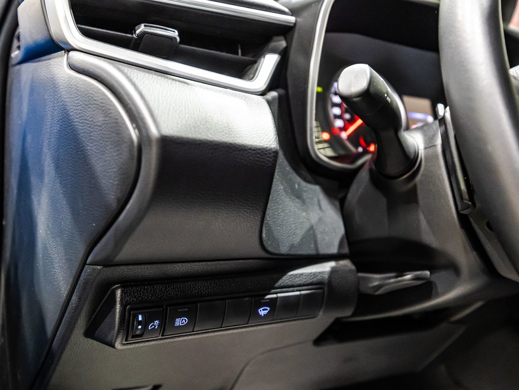 Toyota Corolla Hatchback  2022 à Lachenaie, Québec - 20 - w1024h768px