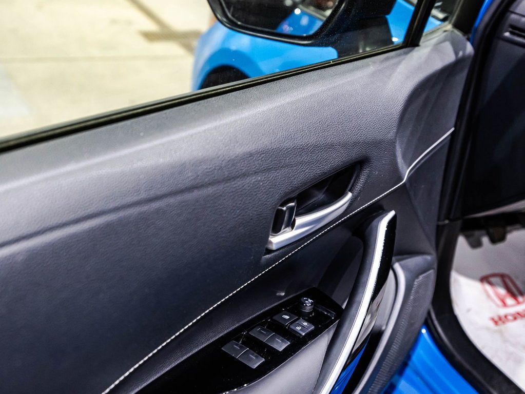 Toyota Corolla Hatchback  2022 à , Québec - 11 - w1024h768px