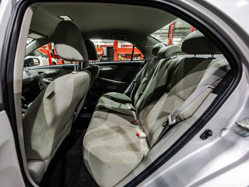 2011 Toyota Corolla in , Quebec - 13 - w1024h768px