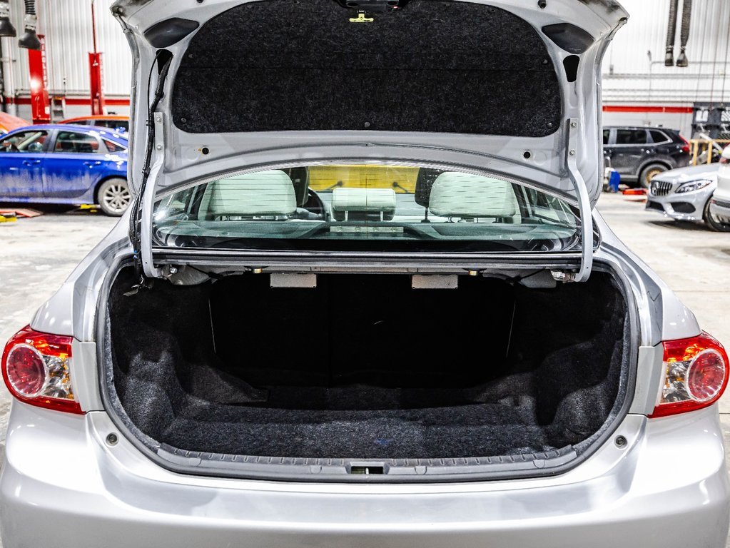 2011 Toyota Corolla in , Quebec - 15 - w1024h768px