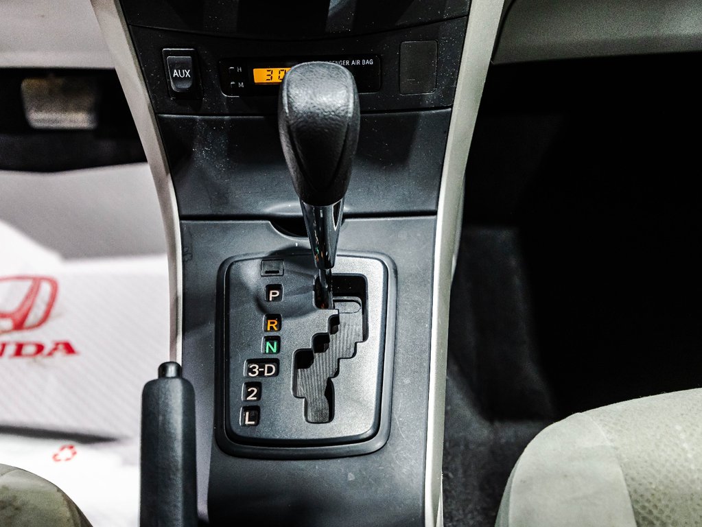 2011 Toyota Corolla in , Quebec - 24 - w1024h768px