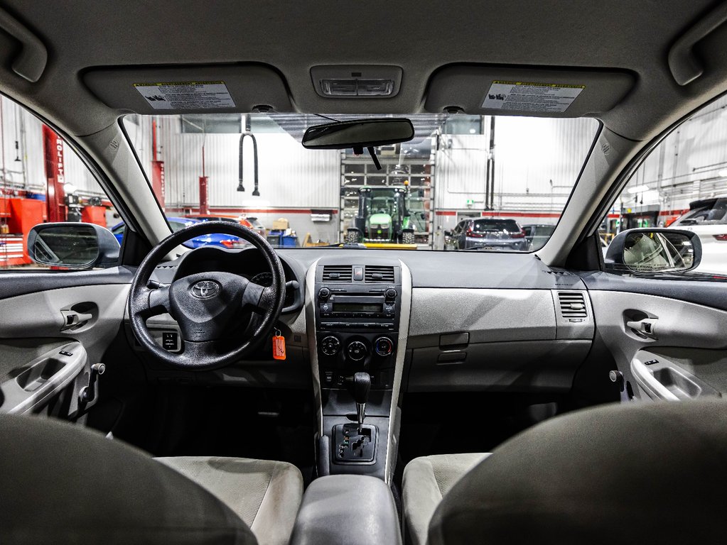 2011 Toyota Corolla in , Quebec - 14 - w1024h768px