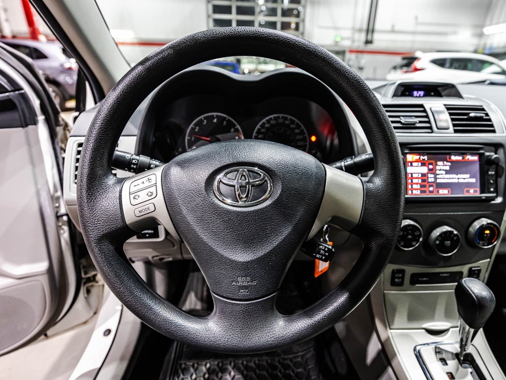 Toyota Corolla LE 2013 à Lachenaie, Québec - 22 - w1024h768px