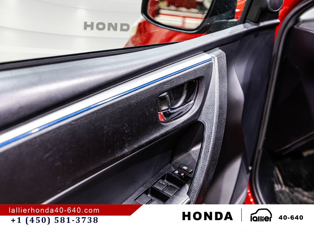 2016 Toyota Corolla S in Montréal, Quebec - 11 - w1024h768px