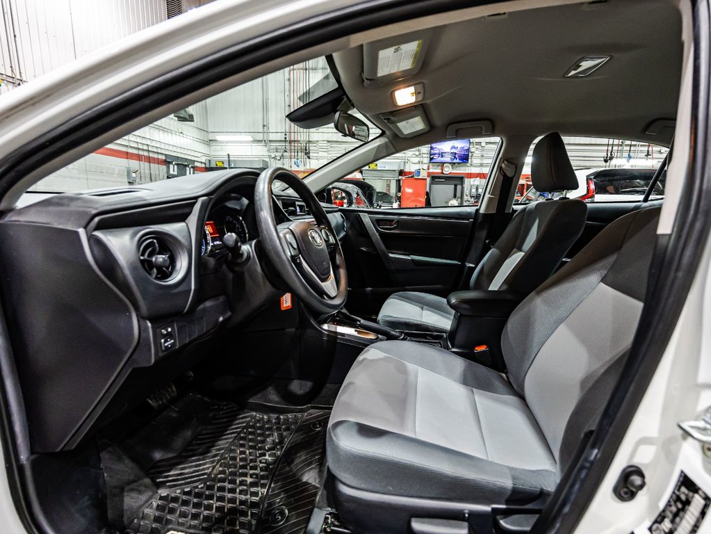 2018 Toyota Corolla CE in , Quebec - 18 - w1024h768px