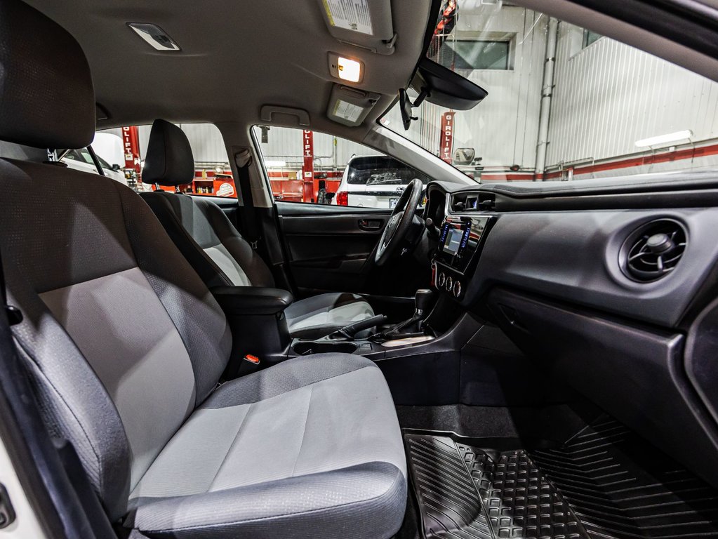 2018 Toyota Corolla CE in , Quebec - 17 - w1024h768px
