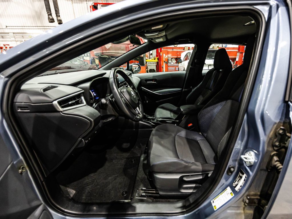 2022 Toyota Corolla SE in Lachenaie, Quebec - 18 - w1024h768px