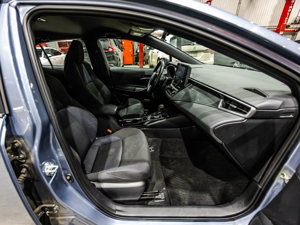 2022 Toyota Corolla SE in Lachenaie, Quebec - 17 - w1024h768px