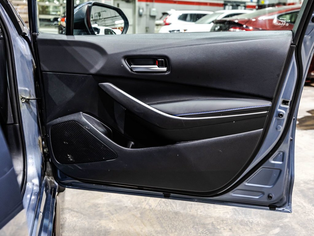 2022 Toyota Corolla SE in Lachenaie, Quebec - 16 - w1024h768px