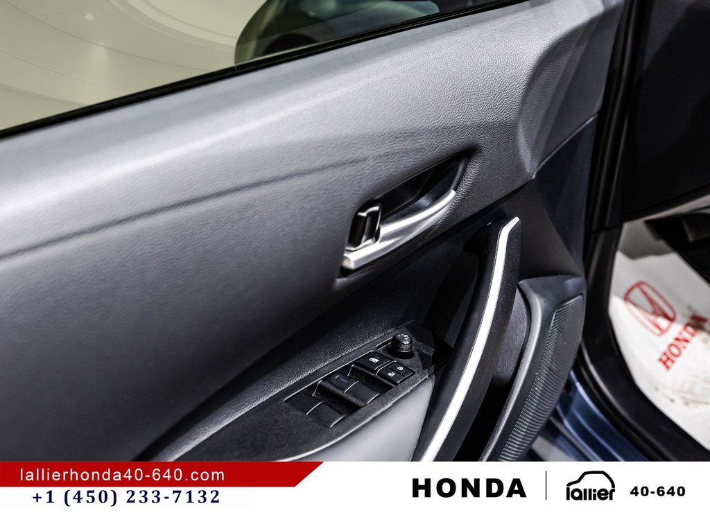 Toyota Corolla SE 2025 à Montréal, Québec - 11 - w1024h768px