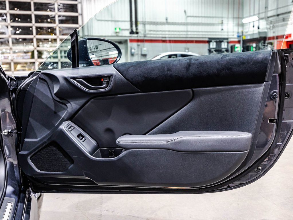 2024 Toyota GR86 Premium in , Quebec - 13 - w1024h768px