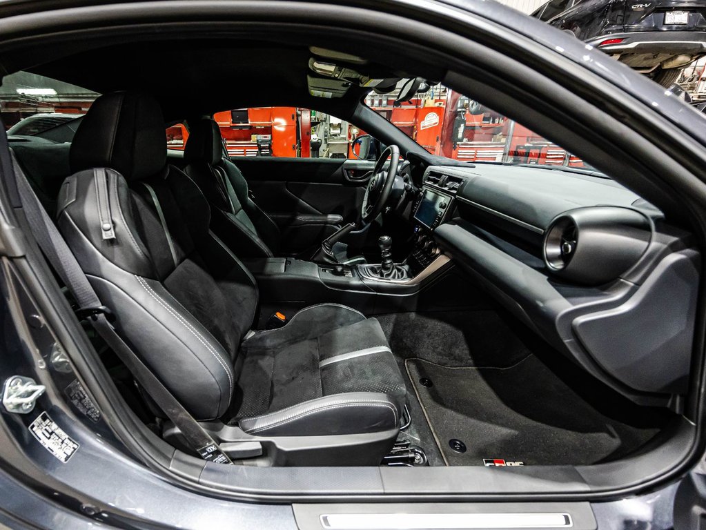 2024 Toyota GR86 Premium in , Quebec - 14 - w1024h768px