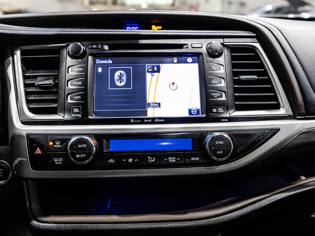 Toyota Highlander Limited 2017 à , Québec - 25 - w1024h768px