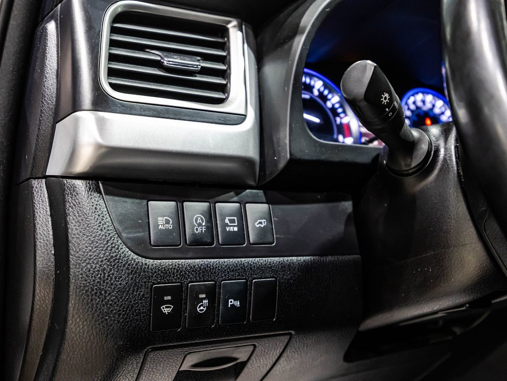 Toyota Highlander Limited 2017 à , Québec - 22 - w1024h768px