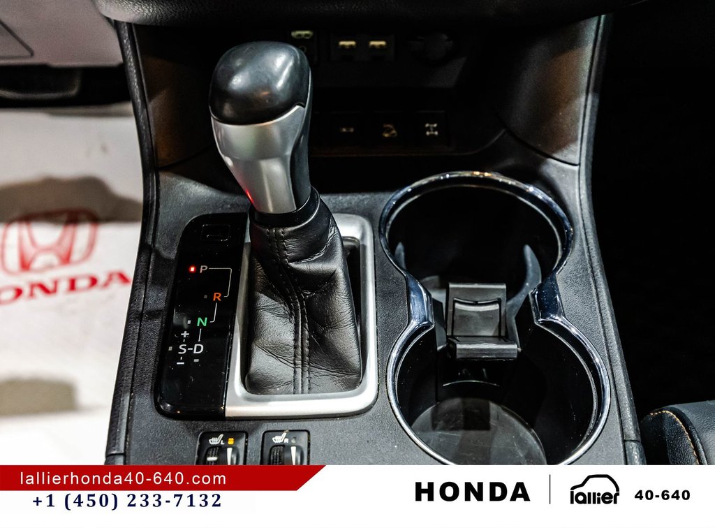 2019 Toyota Highlander XLE in Montréal, Quebec - 26 - w1024h768px