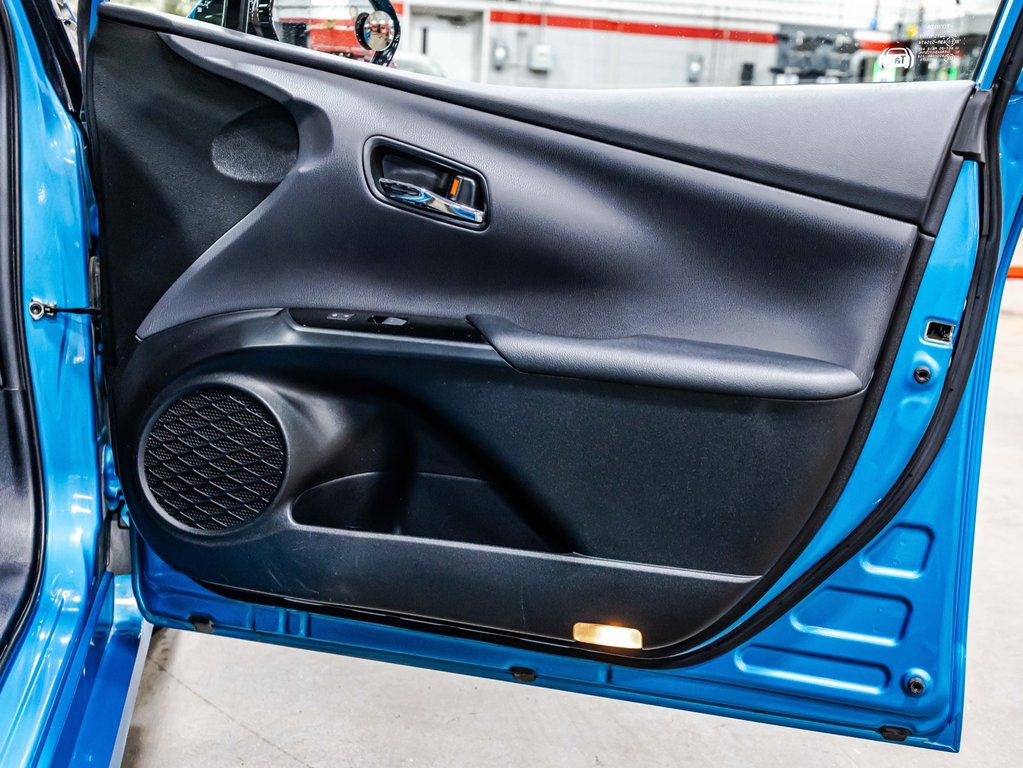 2020  PRIUS PRIME in , Quebec - 16 - w1024h768px