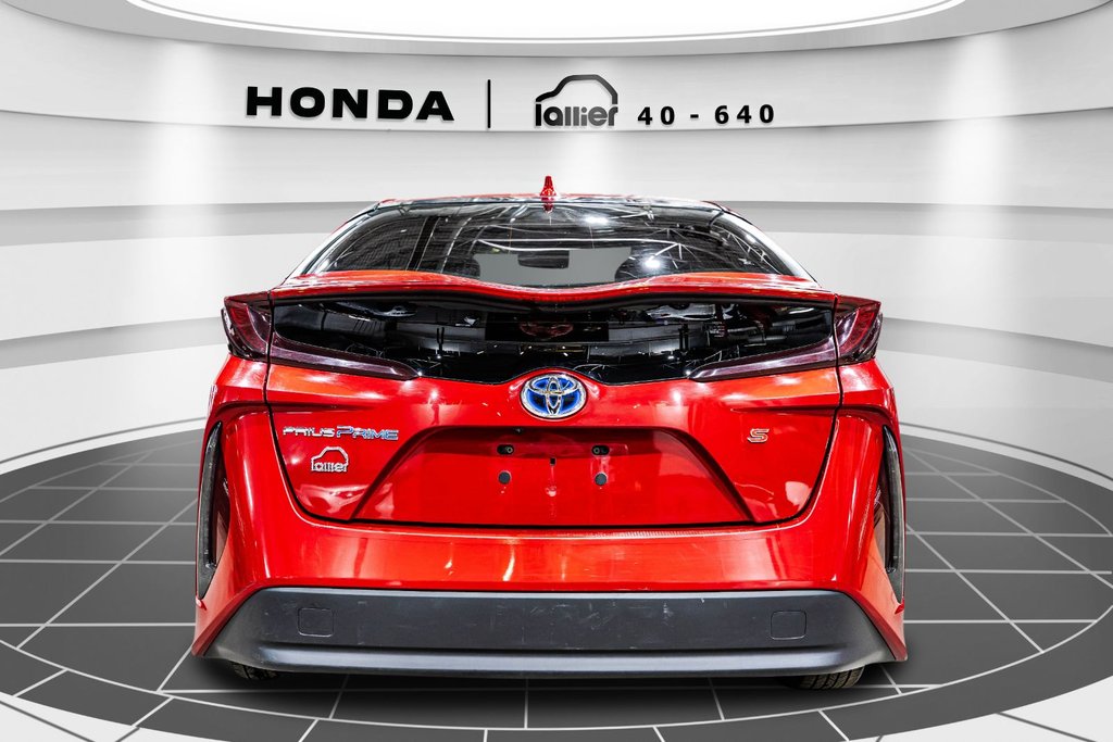 2020 Toyota Prius Prime in Lachenaie, Quebec - 6 - w1024h768px