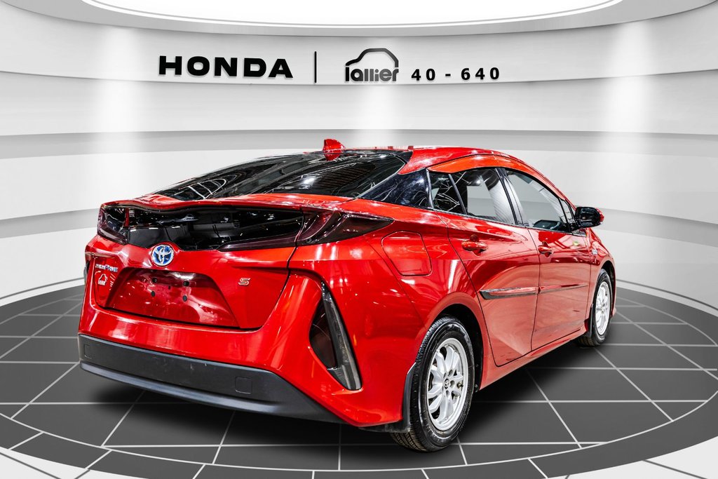 2020 Toyota Prius Prime in Lachenaie, Quebec - 7 - w1024h768px