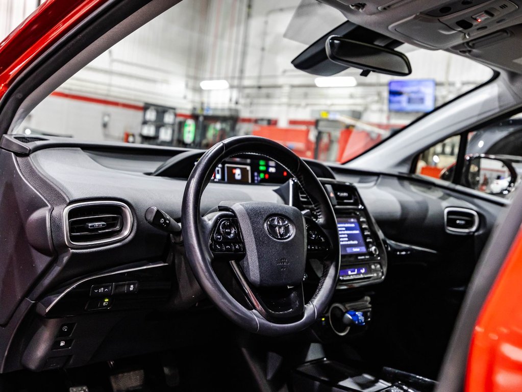 2020 Toyota Prius Prime in Lachenaie, Quebec - 19 - w1024h768px