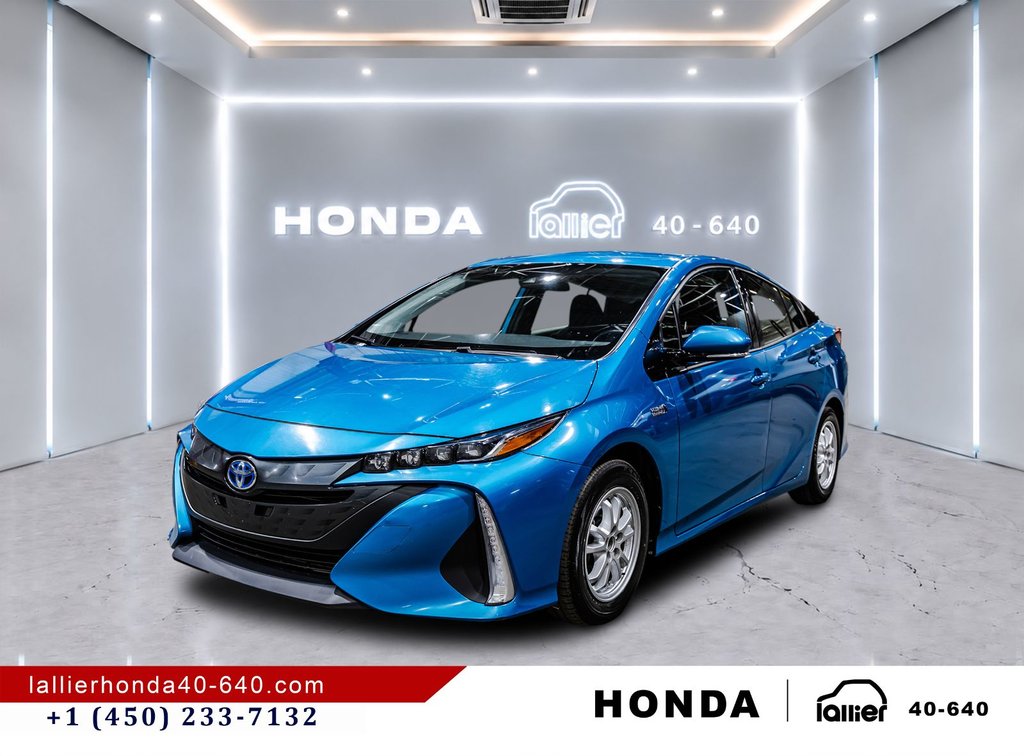 Toyota Prius Prime  2020 à Montréal, Québec - 3 - w1024h768px