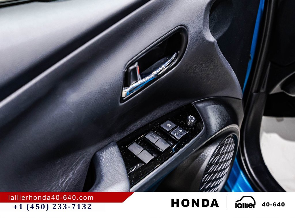 Toyota Prius Prime  2020 à Montréal, Québec - 11 - w1024h768px